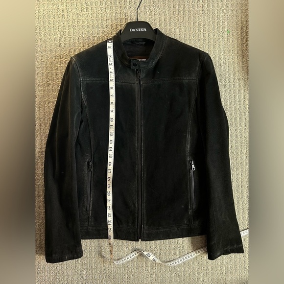 Danier Men’s Suede Jacket in Black.  Size Medium. - Picture 6 of 7